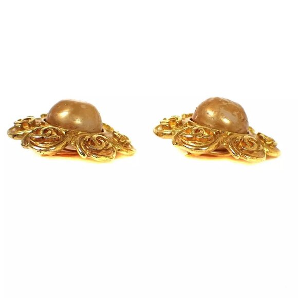 CHANEL CC Logo Round Button Earrings 94P Clip-On Imitation Pearl Gold - Picture 4 of 8